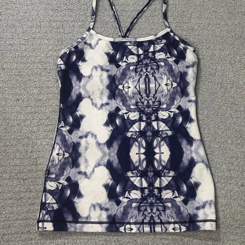 Lululemon Power Y Tank 4 Indigo White‎ Kaleidoscope Yoga Pilates Athleisure Boho